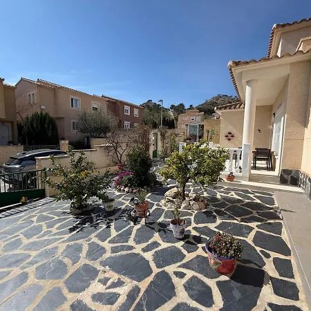 Leviosa Located In Quiet Area With Pool! Villa *