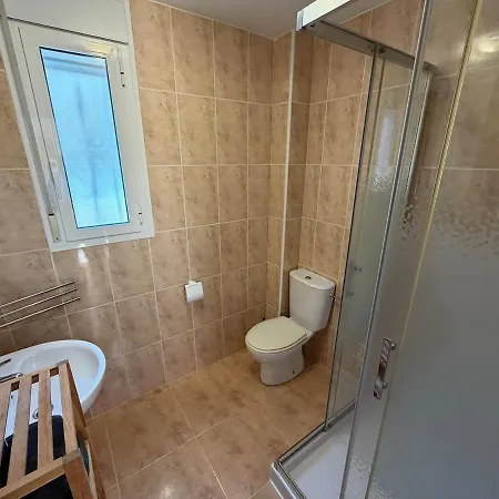 Leviosa Located In Quiet Area With Pool!